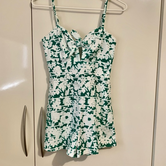 Kookai green flora playsuit - Picture 2 of 4